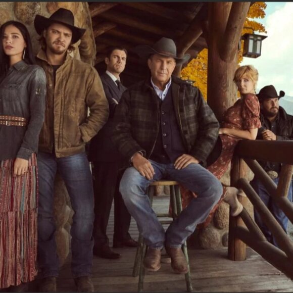 Yellowstone Dutton Ranch Silk Touch Throw Blanket 50x60" NWT - Picture 2 of 7